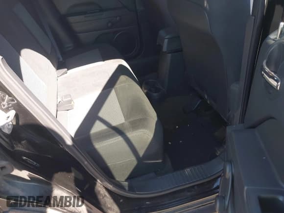 ✅ 2016 Jeep Patriot Sport • VIN: 1C4NJPBB4GD790206 • Лот: 43512421. Опубликован ранее на IAAI с пробегом 71 437 миль. Бесплатный доступ к архиву аукционных продаж из США и подробный отчёт об истории автомобиля на DreamBid. Изображение 8.