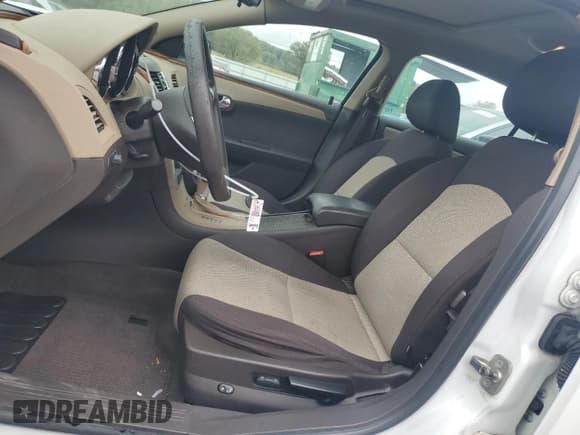 ✅ 2011 Chevrolet Malibu 1LT • VIN: 1G1ZC5E13BF266974 • Lot: 72891844. Listed on Copart with 144,170 mi. Free auction sales archive from the USA and detailed vehicle history report at DreamBid. Image 7.