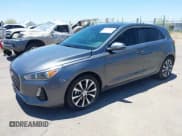 ✅ 2019 Hyundai Elantra • VIN: KMHH35LE6KU109519 • Lot: 42440088. Wystawiony na IAAI z przebiegiem 46 671 mil. Bezpłatny archiwum sprzedaży aukcyjnych z USA i szczegółowy raport historii pojazdu na DreamBid. Zdjęcie 18.