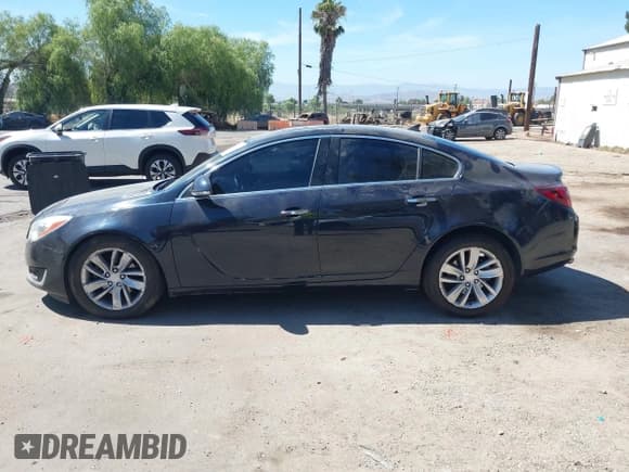 ✅ 2014 Buick Regal Premium I • VIN: 2G4GN5EX8E9196488 • Lot: 43040129. Listed on IAAI with 138,726 mi. Free auction sales archive from the USA and detailed vehicle history report at DreamBid. Image 14.