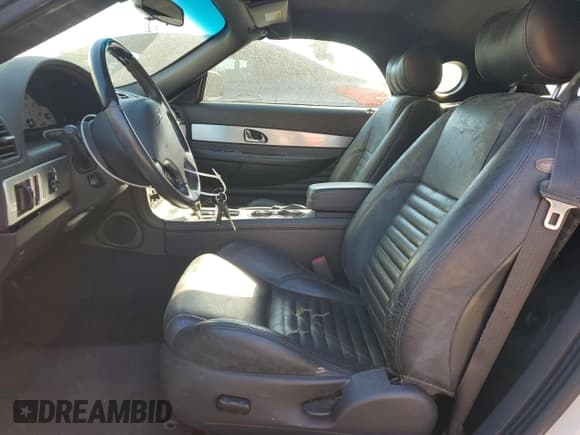 ✅ 2002 Ford Thunderbird Hardtop Premium • VIN: 1FAHP60A42Y101370 • Лот: 91212375. Опубликован ранее на Copart с пробегом 133 540 миль. Бесплатный доступ к архиву аукционных продаж из США и подробный отчёт об истории автомобиля на DreamBid. Изображение 7.