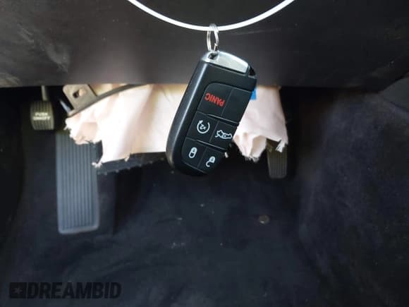 ✅ 2017 Dodge Charger R/T Scat Pack • VIN: 2C3CDXGJ4HH589705 • Лот: 42572492. Опубликован ранее на IAAI с пробегом 105 673 миль. Бесплатный доступ к архиву аукционных продаж из США и подробный отчёт об истории автомобиля на DreamBid. Изображение 11.