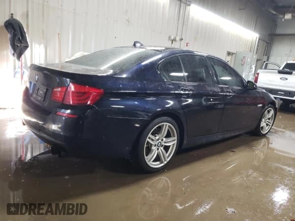 ✅ 2012 BMW 5 Series 550i xDrive • VIN: WBAFU9C50CDY70187 • Лот: 87680675. Опубликован ранее на Copart с пробегом 65 029 миль. Бесплатный доступ к архиву аукционных продаж из США и подробный отчёт об истории автомобиля на DreamBid. Изображение 3.