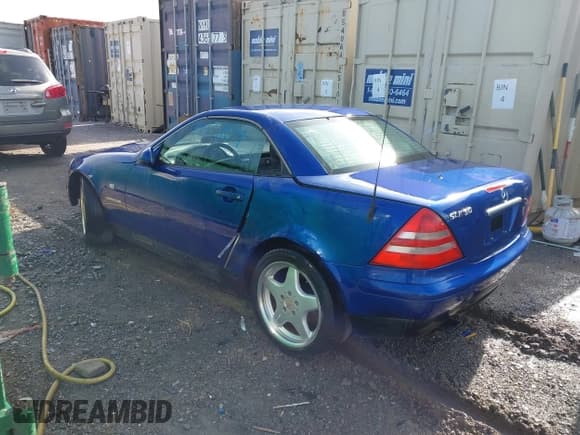 ✅ 2000 Mercedes-Benz SLK 230 Kompressor • VIN: WDBKK47F5YF145935 • Lot: 43478134. Listed on IAAI with Not provided. Free auction sales archive from the USA and detailed vehicle history report at DreamBid. Image 3.