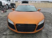 ✅ 2014 Audi R8 • VIN: WUAAUAFG4EN002088 • Lot: 85631684. Listed on Copart with 43,015 mi. Free auction sales archive from the USA and detailed vehicle history report at DreamBid. Image 5.