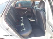 ✅ 2017 Volkswagen Passat R-Line • VIN: 1VWDT7A39HC044449 • Лот: 43209464. Опубликован ранее на IAAI с пробегом 52 628 миль. Бесплатный доступ к архиву аукционных продаж из США и подробный отчёт об истории автомобиля на DreamBid. Изображение 8.