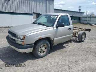 2004 Chevrolet Silverado 1500 Work Truck z VIN 1GCEC14X24Z257785, wystawiony jako Copart lot #54253435 z przebiegiem Nie podano mil oraz Szkoda całkowita • Salvage title. Historia ofert i sprzedaży dostępna na DreamBid. Obrazek 1.