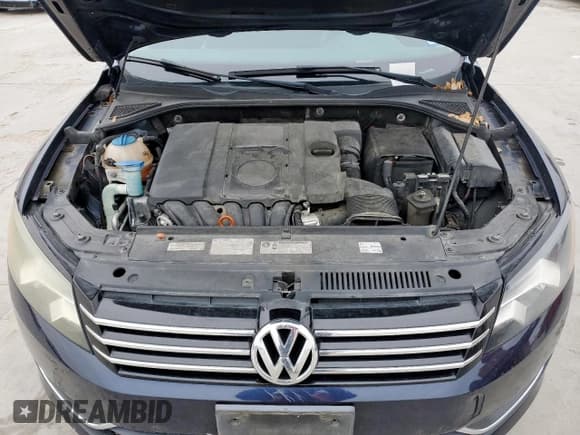 ✅ 2013 Volkswagen Passat S • VIN: 1VWAP7A32DC007583 • Лот: 46442615. Опубликован ранее на Copart с пробегом 137 210 миль. Бесплатный доступ к архиву аукционных продаж из США и подробный отчёт об истории автомобиля на DreamBid. Изображение 11.