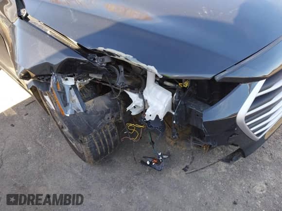 2018 Hyundai Elantra Value Edition with VIN KMHD84LF5JU571989, listed as a IAAI auction lot 41599911 with 128,020 mi miles and . Bid and sale history available at DreamBid. Image 6.