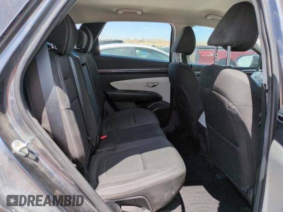 ✅ 2022 Hyundai Tucson SE • VIN: 5NMJACAE8NH061746 • Лот: 64848115. Опубликован ранее на Copart с пробегом 84 125 миль. Бесплатный доступ к архиву аукционных продаж из США и подробный отчёт об истории автомобиля на DreamBid. Изображение 10.