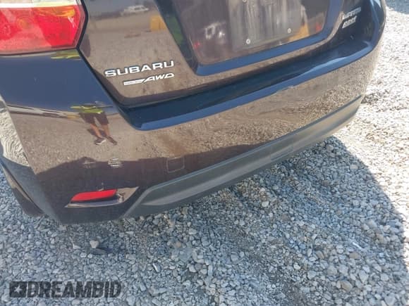 ✅ 2013 Subaru Impreza Premium • VIN: JF1GPAE63DH208318 • Lot: 43375383. Listed on IAAI with 127,651 mi. Free auction sales archive from the USA and detailed vehicle history report at DreamBid. Image 6.