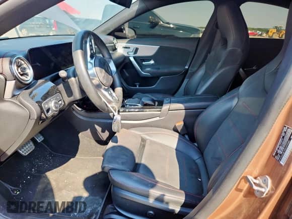 2022 Mercedes-Benz CLA 250 с VIN W1K5J4GB1NN249585, выставлен на аукционе Copart как лот 68383695 с пробегом 40 812 миль миль и Списание • Salvage title. История ставок и продаж доступна на DreamBid. Изображение 7.