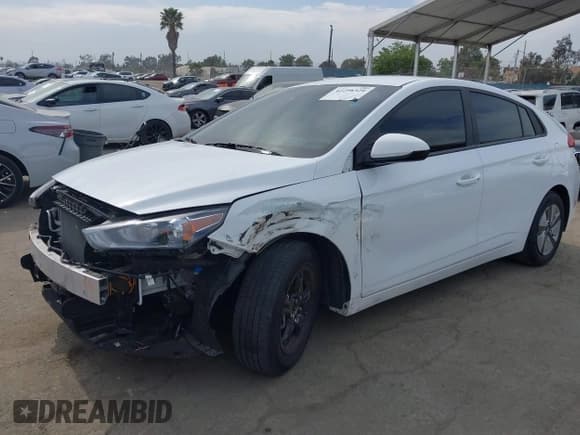 ✅ 2022 Hyundai Ioniq Blue • VIN: KMHC65LC3NU268499 • Lot: 42298329. Wystawiony na IAAI z przebiegiem 34 735 mil. Bezpłatny archiwum sprzedaży aukcyjnych z USA i szczegółowy raport historii pojazdu na DreamBid. Zdjęcie 2.