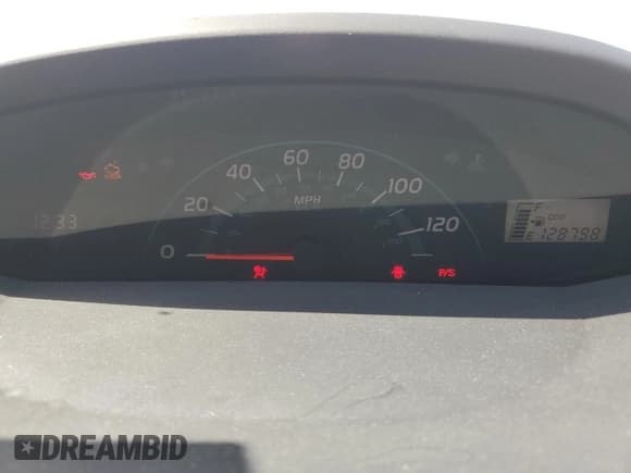 ✅ 2007 Toyota Yaris • VIN: JTDJT903275052785 • Lot: 90978005. Listed on Copart with 128,798 mi. Free auction sales archive from the USA and detailed vehicle history report at DreamBid. Image 9.