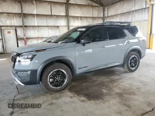 ✅ 2023 Nissan Pathfinder Rock Creek • VIN: 5N1DR3BD8PC219107 • Lot: 70783515. Wystawiony na Copart z przebiegiem 55 177 mil. Bezpłatny archiwum sprzedaży aukcyjnych z USA i szczegółowy raport historii pojazdu na DreamBid. Zdjęcie 1.
