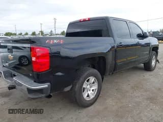 ✅ 2018 Chevrolet Silverado 1500 LT • VIN: 3GCUKREC4JG387202 • Lot: 43356832. Wystawiony na IAAI z przebiegiem 108 644 mil. Bezpłatny archiwum sprzedaży aukcyjnych z USA i szczegółowy raport historii pojazdu na DreamBid. Zdjęcie 4.