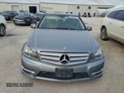 ✅ 2013 Mercedes-Benz C 300 Sport • VIN: WDDGF8AB7DR263461 • Лот: 96068725. Опубликован ранее на Copart с пробегом 150 048 миль. Бесплатный доступ к архиву аукционных продаж из США и подробный отчёт об истории автомобиля на DreamBid. Изображение 5.