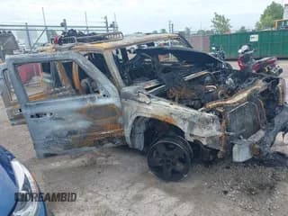 ✅ 2007 Jeep Commander Sport • VIN: 1J8HG48P07C584909 • Lot: 42371885. Wystawiony na IAAI z przebiegiem Nie podano. Bezpłatny archiwum sprzedaży aukcyjnych z USA i szczegółowy raport historii pojazdu na DreamBid. Zdjęcie 1.