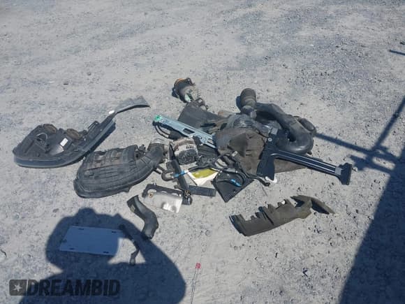 ✅ 2016 Ford Transit Cargo • VIN: 1FTYR1YM4GKB55185 • Lot: 42769357. Listed on IAAI with Not provided. Free auction sales archive from the USA and detailed vehicle history report at DreamBid. Image 11.