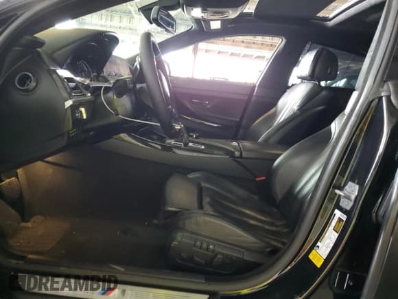 ✅ 2016 BMW 6 Series 650i • VIN: WBA6D4C54GD977428 • Лот: 82522805. Опубликован ранее на Copart с пробегом 72 991 миль. Бесплатный доступ к архиву аукционных продаж из США и подробный отчёт об истории автомобиля на DreamBid. Изображение 7.