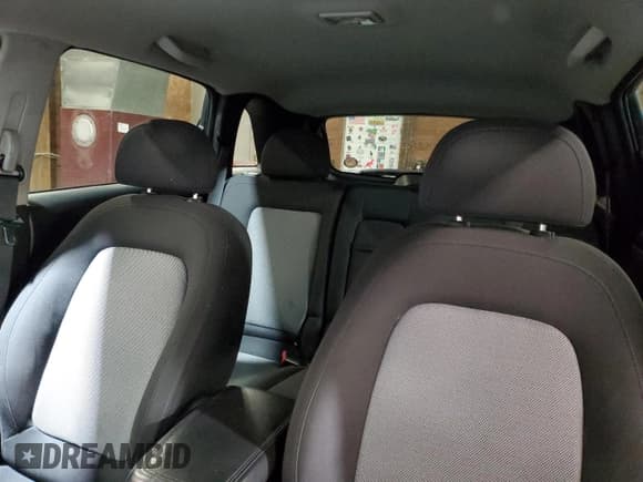 ✅ 2012 Chevrolet Captiva Sport LS • VIN: 3GNAL2EK8CS633027 • Lot: 82594105. Wystawiony na Copart z przebiegiem 148 828 mil. Bezpłatny archiwum sprzedaży aukcyjnych z USA i szczegółowy raport historii pojazdu na DreamBid. Zdjęcie 10.