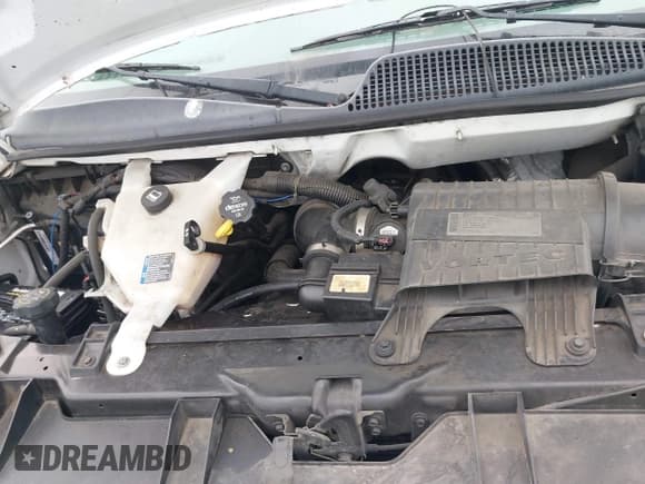 ✅ 2013 Chevrolet Express Cargo • VIN: 1GCWGFCB4D1902656 • Lot: 43383179. Listed on IAAI with 131,146 mi. Free auction sales archive from the USA and detailed vehicle history report at DreamBid. Image 10.