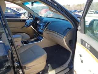 2012 Hyundai Veracruz Limited z VIN KM8NU4CC4CU204591, wystawiony jako IAAI lot #41365433 z przebiegiem 246 004 mil mil oraz . Historia ofert i sprzedaży dostępna na DreamBid. Obrazek 5.