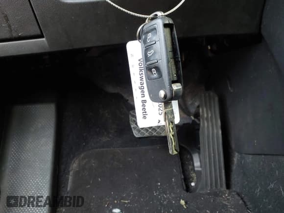 ✅ 2012 Volkswagen Beetle 2.5L PZEV • VIN: 3VWJP7AT2CM636502 • Lot: 43692083. Listed on IAAI with 103,082 mi. Free auction sales archive from the USA and detailed vehicle history report at DreamBid. Image 11.