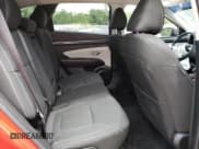 ✅ 2022 Hyundai Tucson SEL • VIN: 5NMJB3AE1NH126918 • Lot: 54411113. Wystawiony na Copart z przebiegiem 7 933 mil. Bezpłatny archiwum sprzedaży aukcyjnych z USA i szczegółowy raport historii pojazdu na DreamBid. Zdjęcie 10.