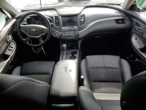 ✅ 2018 Chevrolet Impala LT • VIN: 2G1105S39J9135194 • Лот: 79604434. Опубликован ранее на Copart с пробегом 155 358 миль. Бесплатный доступ к архиву аукционных продаж из США и подробный отчёт об истории автомобиля на DreamBid. Изображение 8.