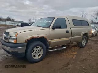 ✅ 2005 Chevrolet Silverado 1500 Z71 • VIN: 1GCEK14T15E186054 • Lot: 94476215. Listed on Copart with 241,237 mi. Free auction sales archive from the USA and detailed vehicle history report at DreamBid. Image 1.