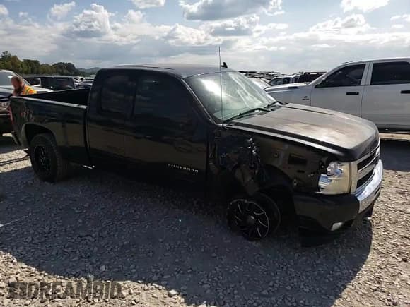 ✅ 2010 Chevrolet Silverado 1500 LT • VIN: 1GCSKSE33AZ133978 • Lot: 71631194. Listed on Copart with 181,170 mi. Free auction sales archive from the USA and detailed vehicle history report at DreamBid. Image 10.