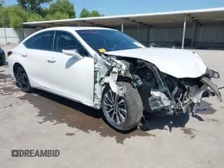 ✅ 2020 Lexus ES 350 • VIN: 58ADZ1B11LU059966 • Lot: 42886914. Listed on IAAI with Not provided. Free auction sales archive from the USA and detailed vehicle history report at DreamBid. Image 1.