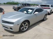 ✅ 2010 Chevrolet Camaro 2LT • VIN: 2G1FC1EV6A9203938 • Lot: 42663471. Wystawiony na IAAI z przebiegiem 148 020 mil. Bezpłatny archiwum sprzedaży aukcyjnych z USA i szczegółowy raport historii pojazdu na DreamBid. Zdjęcie 2.