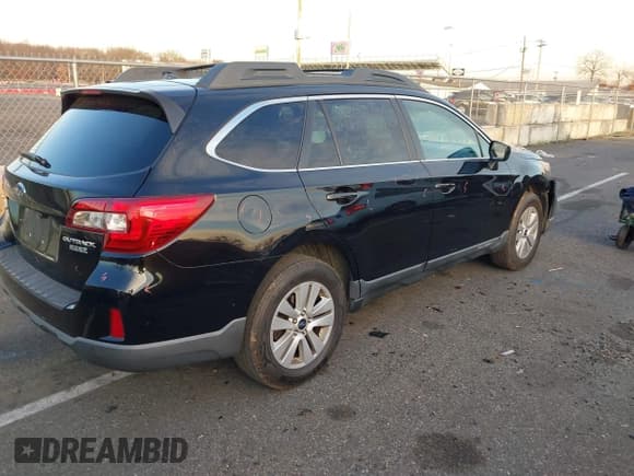 ✅ 2015 Subaru Outback Premium • VIN: 4S4BSACC7F3235769 • Lot: 43717663. Listed on IAAI with 219,642 mi. Free auction sales archive from the USA and detailed vehicle history report at DreamBid. Image 4.
