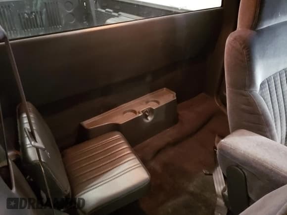 ✅ 2000 Chevrolet S-10 LS • VIN: 1GCCS1957Y8287233 • Lot: 76283614. Wystawiony na Copart z przebiegiem 135 494 mil. Bezpłatny archiwum sprzedaży aukcyjnych z USA i szczegółowy raport historii pojazdu na DreamBid. Zdjęcie 10.