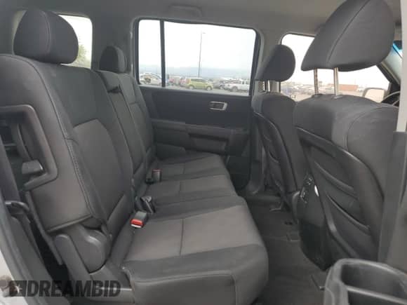 2010 Honda Pilot LX with VIN 5FNYF4H27AB019615, listed as a Copart auction lot 70316855 with 145,553 mi miles and Salvage title. Bid and sale history available at DreamBid. Image 11.