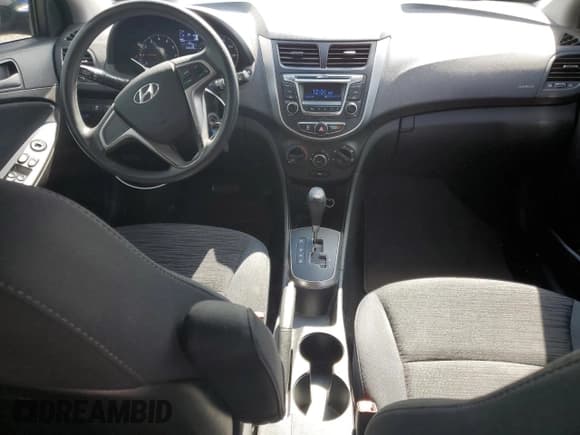 ✅ 2015 Hyundai Accent GS • VIN: KMHCT5AE7FU202701 • Лот: 71743093. Опубликован ранее на Copart с пробегом 59 039 миль. Бесплатный доступ к архиву аукционных продаж из США и подробный отчёт об истории автомобиля на DreamBid. Изображение 8.