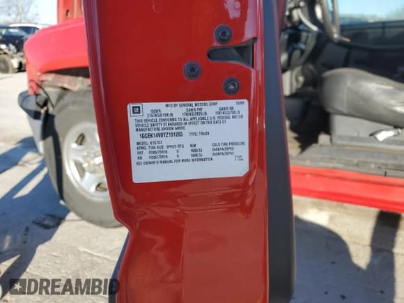 ✅ 2000 Chevrolet Silverado 1500 • VIN: 1GCEK14V8YZ191265 • Lot: 47653305. Listed on Copart with 144,853 mi. Free auction sales archive from the USA and detailed vehicle history report at DreamBid. Image 14.