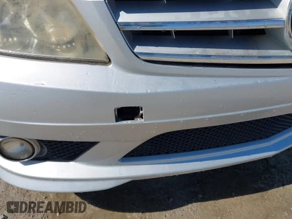 ✅ 2008 Mercedes-Benz C 300 Sport • VIN: WDDGF54X78R014329 • Lot: 43517586. Wystawiony na IAAI z przebiegiem 242 871 mil. Bezpłatny archiwum sprzedaży aukcyjnych z USA i szczegółowy raport historii pojazdu na DreamBid. Zdjęcie 6.