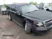 2018 Chevrolet Suburban LS z VIN 1GNSKGKCXJR264351, wystawiony jako IAAI lot #42365399 z przebiegiem 69 704 mil mil oraz . Historia ofert i sprzedaży dostępna na DreamBid. Obrazek 6.