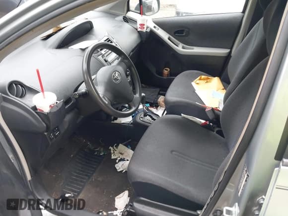 ✅ 2009 Toyota Yaris • VIN: JTDKT903X95260341 • Lot: 43339311. Listed on IAAI with 160,988 mi. Free auction sales archive from the USA and detailed vehicle history report at DreamBid. Image 5.