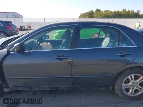 ✅ 2006 Honda Accord EX-L • VIN: 1HGCM568X6A115348 • Лот: 43464970. Опубликован ранее на IAAI с пробегом 148 084 миль. Бесплатный доступ к архиву аукционных продаж из США и подробный отчёт об истории автомобиля на DreamBid. Изображение 15.