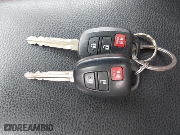 ✅ 2013 Toyota RAV4 LE • VIN: 2T3BFREV9DW037534 • Lot: 43415194. Wystawiony na IAAI z przebiegiem 68 099 mil. Bezpłatny archiwum sprzedaży aukcyjnych z USA i szczegółowy raport historii pojazdu na DreamBid. Zdjęcie 11.