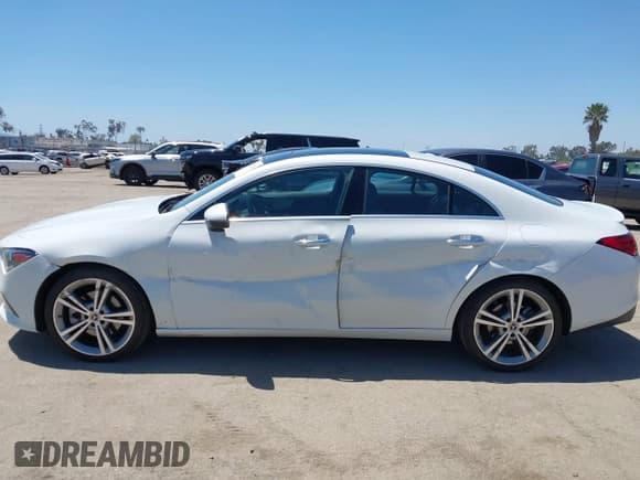 ✅ 2021 Mercedes-Benz CLA 250 • VIN: W1K5J4GB3MN183572 • Lot: 42218522. Listed on IAAI with 80,560 mi. Free auction sales archive from the USA and detailed vehicle history report at DreamBid. Image 14.