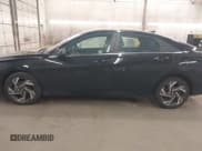 ✅ 2024 Hyundai Elantra Limited • VIN: KMHLN4DJ7RU114121 • Лот: 43253574. Опубликован ранее на IAAI с пробегом 35 101 миль. Бесплатный доступ к архиву аукционных продаж из США и подробный отчёт об истории автомобиля на DreamBid. Изображение 15.