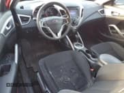 ✅ 2014 Hyundai Veloster • VIN: KMHTC6AD0EU213230 • Lot: 91378475. Wystawiony na Copart z przebiegiem 127 357 mil. Bezpłatny archiwum sprzedaży aukcyjnych z USA i szczegółowy raport historii pojazdu na DreamBid. Zdjęcie 8.