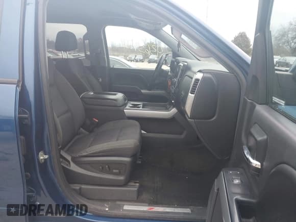 ✅ 2016 Chevrolet Silverado 1500 LT • VIN: 3GCUKRECXGG157821 • Lot: 43659958. Listed on IAAI with 106,066 mi. Free auction sales archive from the USA and detailed vehicle history report at DreamBid. Image 5.