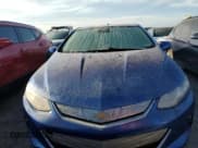 ✅ 2018 Chevrolet Volt Premier • VIN: 1G1RB6S50JU140582 • Lot: 75993264. Wystawiony na Copart z przebiegiem 55 050 mil. Bezpłatny archiwum sprzedaży aukcyjnych z USA i szczegółowy raport historii pojazdu na DreamBid. Zdjęcie 5.