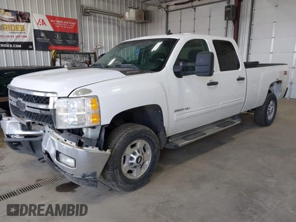 ✅ 2011 Chevrolet Silverado 2500HD LT • VIN: 1GC1KXCG9BF258713 • Лот: 42401869. Опубликован ранее на IAAI с пробегом 288 527 миль. Бесплатный доступ к архиву аукционных продаж из США и подробный отчёт об истории автомобиля на DreamBid. Изображение 17.